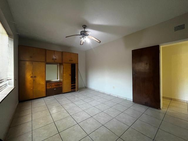 Apartment for sale in Frances Baard, Northern Cape