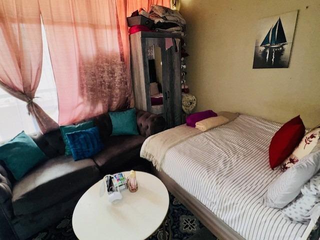Apartment for sale in Vosloorus, Gauteng