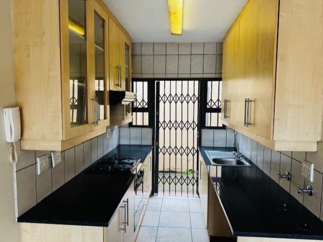 Apartment for sale in Vosloorus, Gauteng