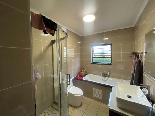 Apartment for sale in Gauteng
