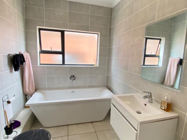 Apartment for sale in Refilwe, Gauteng