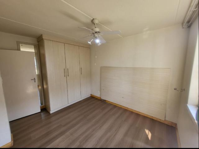 Apartment for sale in Vosloorus, Gauteng