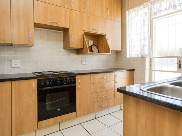 Apartment for sale in Vosloorus, Gauteng