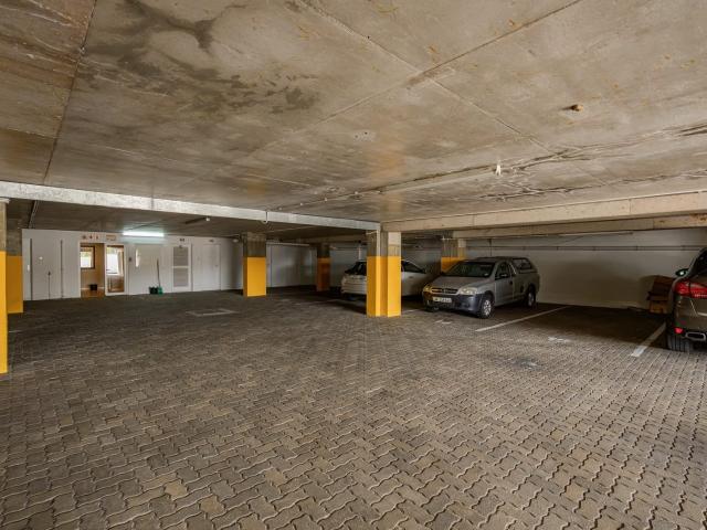 Apartment for sale in Port Elizabeth, Eastern Cape