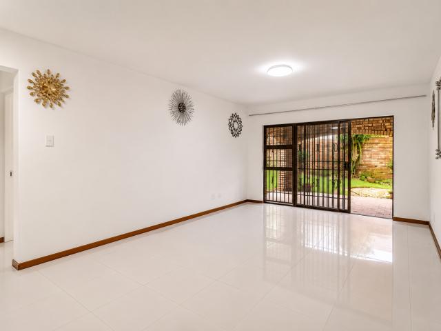 Apartment for sale in Vosloorus, Gauteng