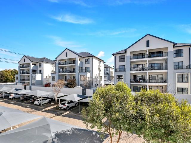 Apartment for sale in Alexandra, Gauteng