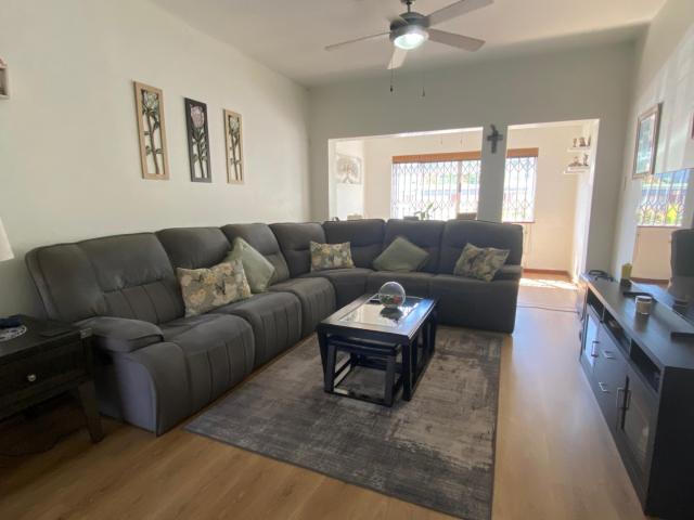 Apartment for sale in Seaview, Kwazulu-natal