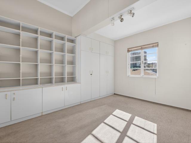 Apartment for sale in Cape Town, Western Cape
