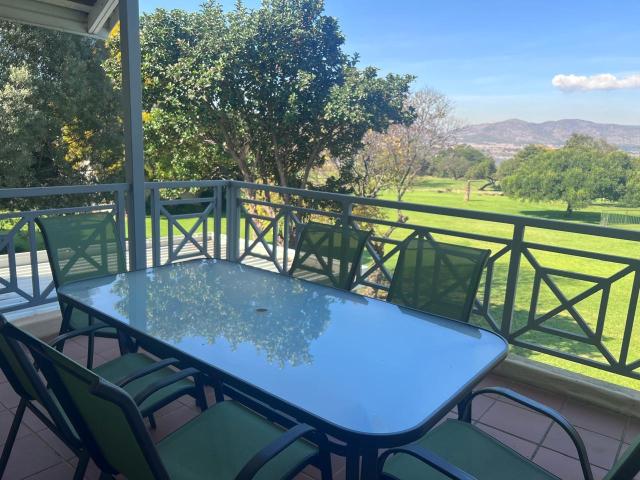 Apartment for sale in Hartbeespoort Dam Nature Reserve, North West