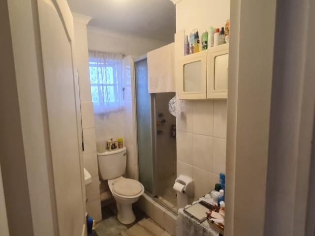 Apartment for sale in Hartbeespoort Dam Nature Reserve, North West