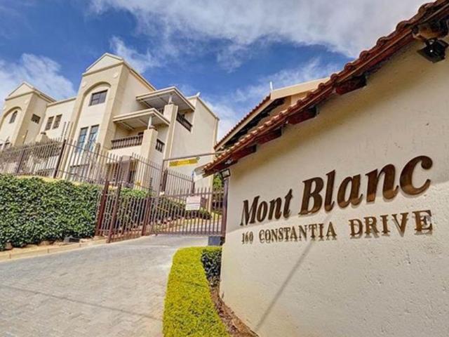 Apartment for sale in Nooitgedacht, Gauteng