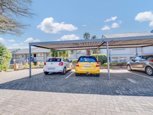 Apartment for sale in Nooitgedacht, Gauteng