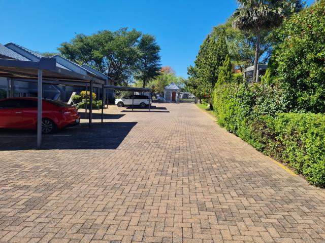 Apartment for sale in Nooitgedacht, Gauteng