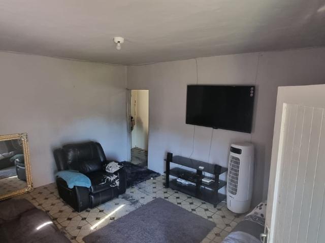 Apartment for sale in Chatsworth, Kwazulu-natal