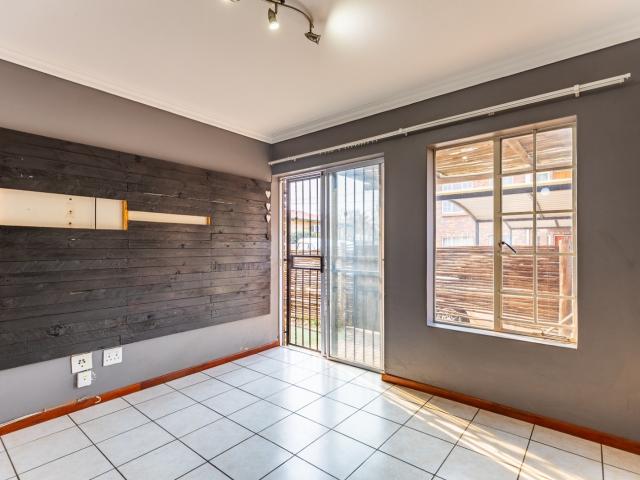 Apartment for sale in Waterkloof, Gauteng