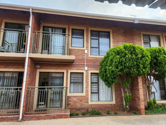 Apartment for sale in Dr Kenneth Kaunda, North West