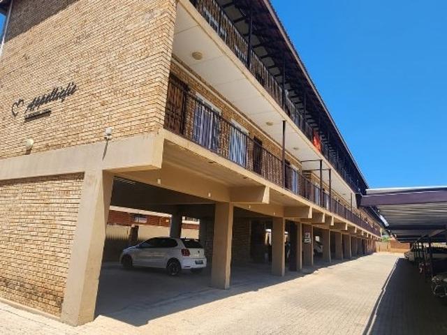 Apartment for sale in Dr Kenneth Kaunda, North West