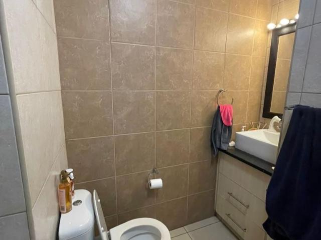 Apartment for sale in Dr Kenneth Kaunda, North West
