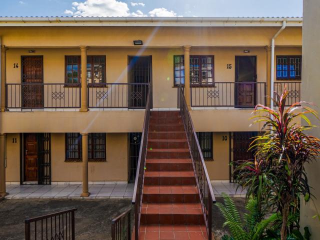 Apartment for sale in Kingsburgh, Kwazulu-natal
