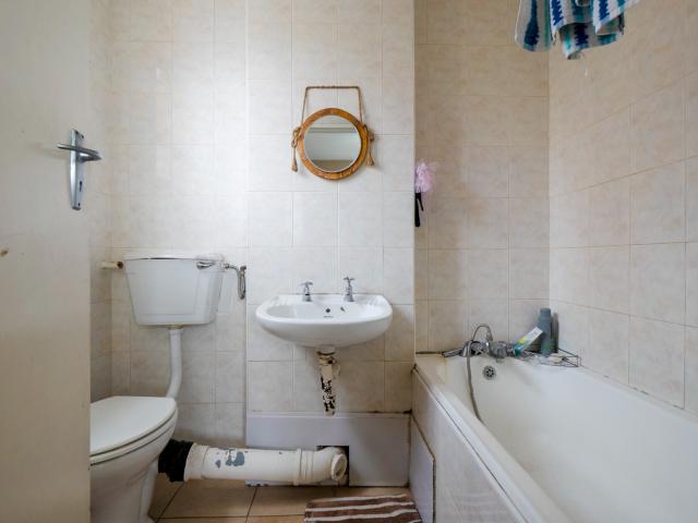 Apartment for sale in Kingsburgh, Kwazulu-natal