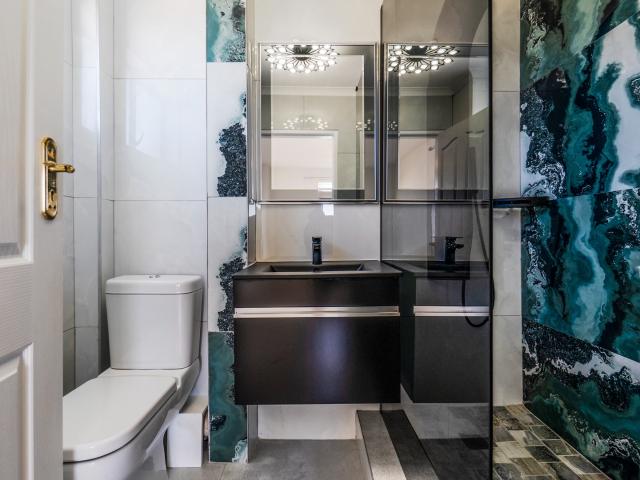 Apartment for sale in Kingsburgh, Kwazulu-natal