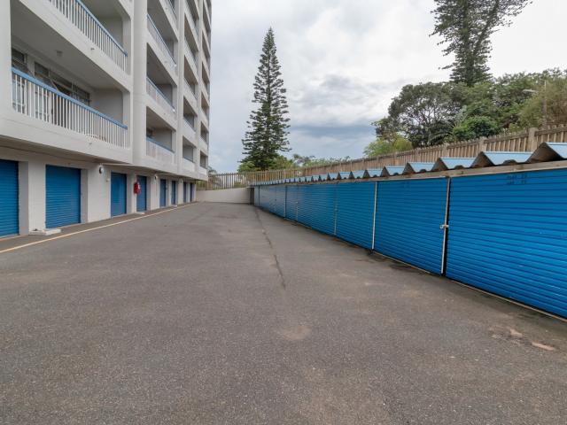 Apartment for sale in Kingsburgh, Kwazulu-natal