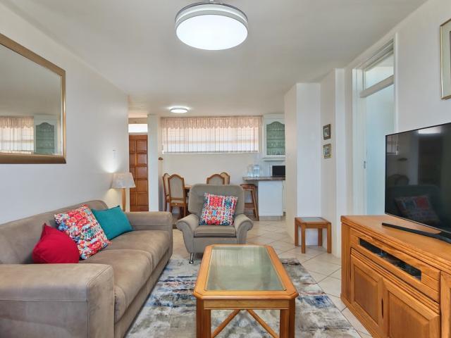 Apartment for sale in Kingsburgh, Kwazulu-natal