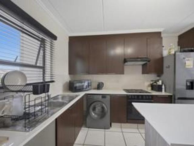 Apartment for sale in Douglasdale, Randburg