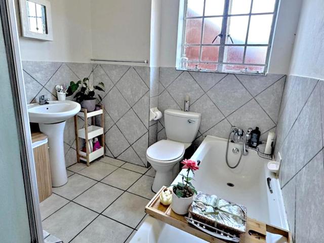 Apartment for sale in Gauteng