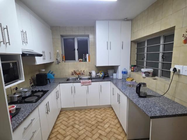 Apartment for sale in Seaview, Kwazulu-natal