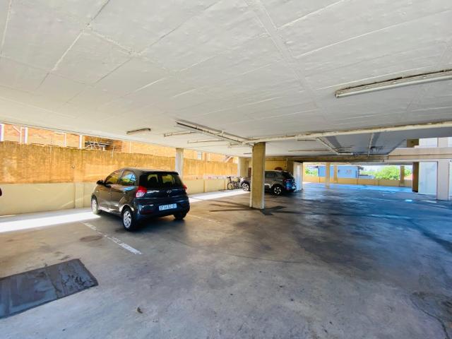 Apartment for sale in Seaview, Kwazulu-natal