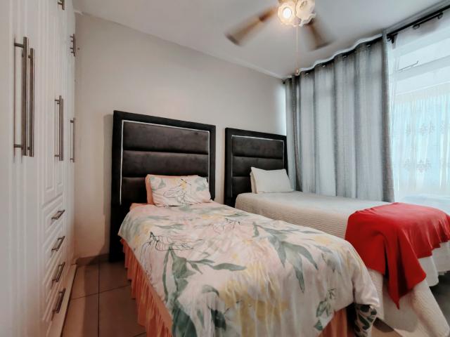 Apartment for sale in Seaview, Kwazulu-natal