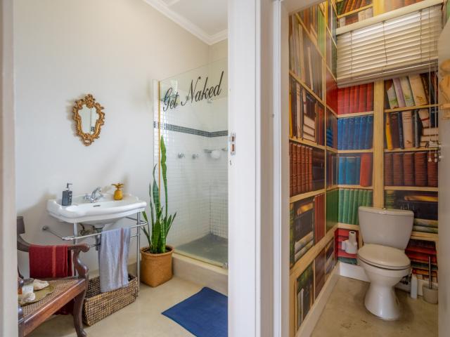Apartment for sale in Seaview, Kwazulu-natal