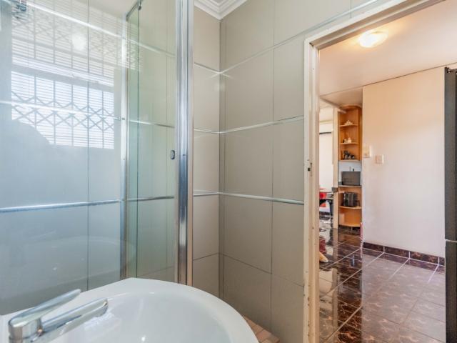 Apartment for sale in Seaview, Kwazulu-natal