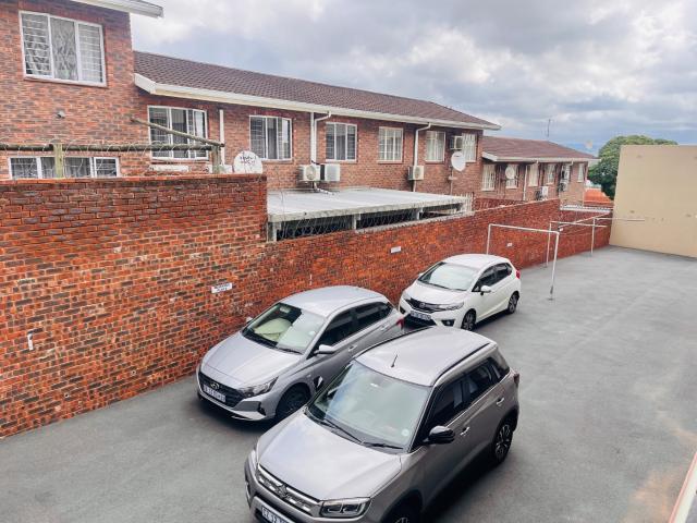 Apartment for sale in Seaview, Kwazulu-natal