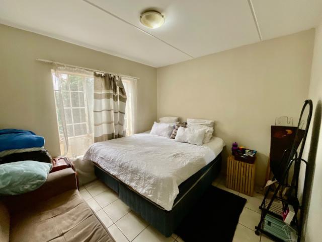 Apartment for sale in Vosloorus, Gauteng