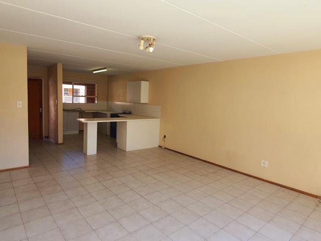 Apartment for sale in Nooitgedacht, Gauteng