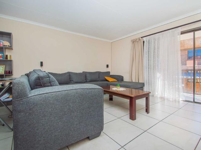 Apartment for sale in Nooitgedacht, Gauteng