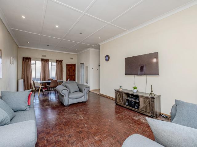 Apartment for sale in Nooitgedacht, Gauteng