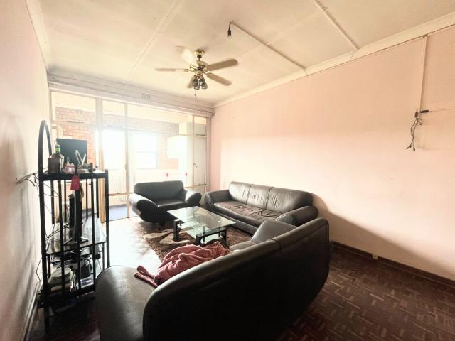 Apartment for sale in Nooitgedacht, Gauteng