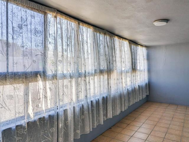 Apartment for sale in Baardskeerdersbos, Western Cape