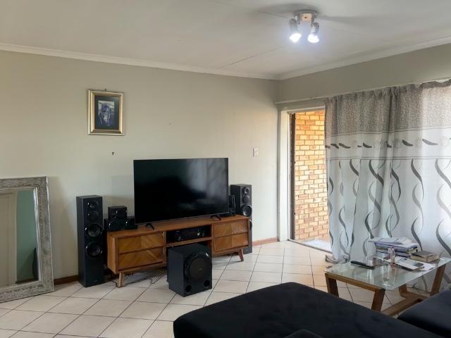 Apartment for sale in Ekurhuleni, Gauteng