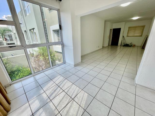 Apartment for sale in Vosloorus, Gauteng