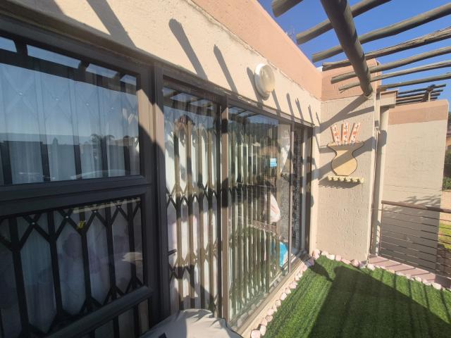 Apartment for sale in Vosloorus, Gauteng