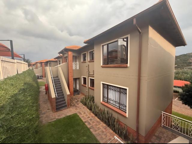 Apartment for sale in Vosloorus, Gauteng
