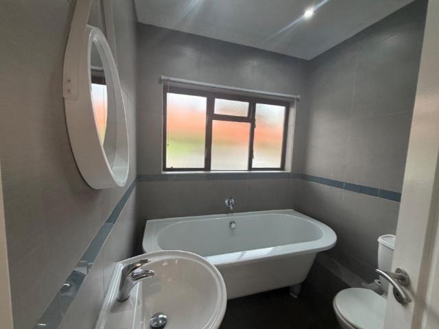 Apartment for sale in Vosloorus, Gauteng