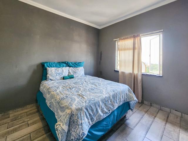 Apartment for sale in Seaview, Kwazulu-natal