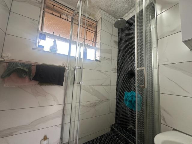 Apartment for sale in Seaview, Kwazulu-natal
