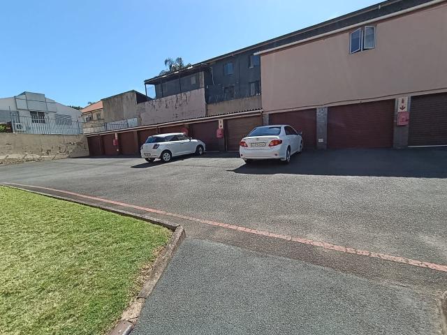 Apartment for sale in Seaview, Kwazulu-natal