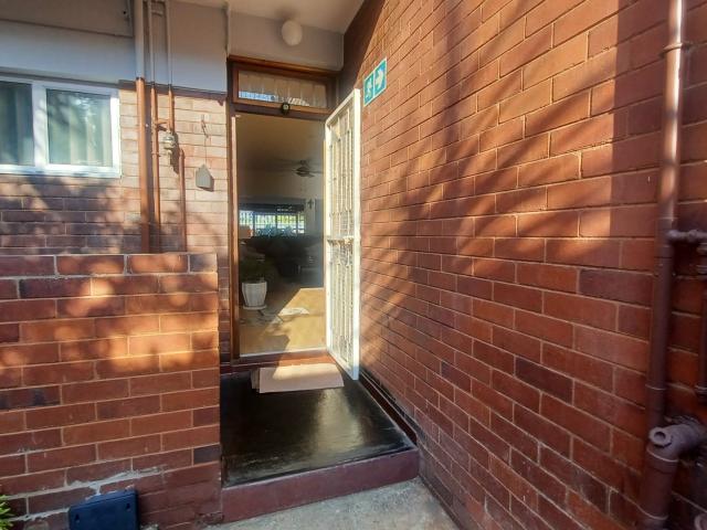 Apartment for sale in Seaview, Kwazulu-natal